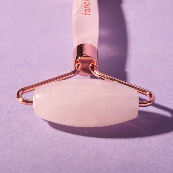 fancii AEVA Rose Quartz Roller - Picture 6 of 8